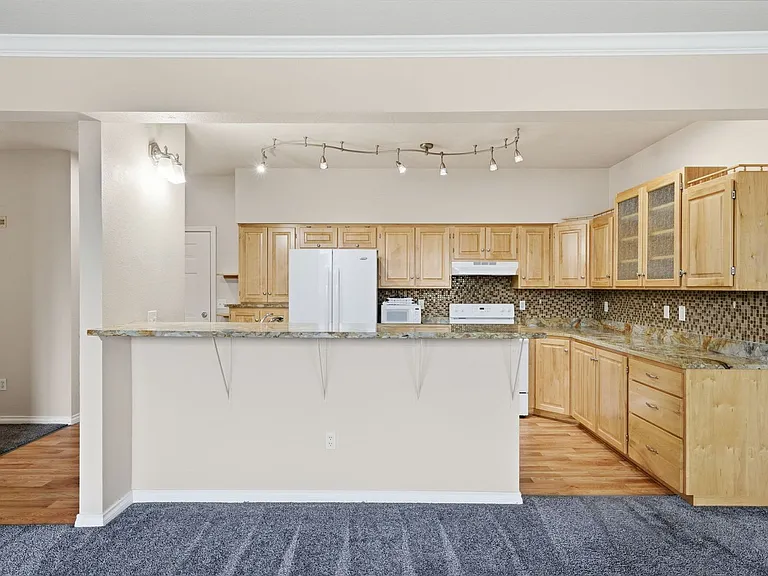 22855 E Country Vista Dr #441 — Photo 7