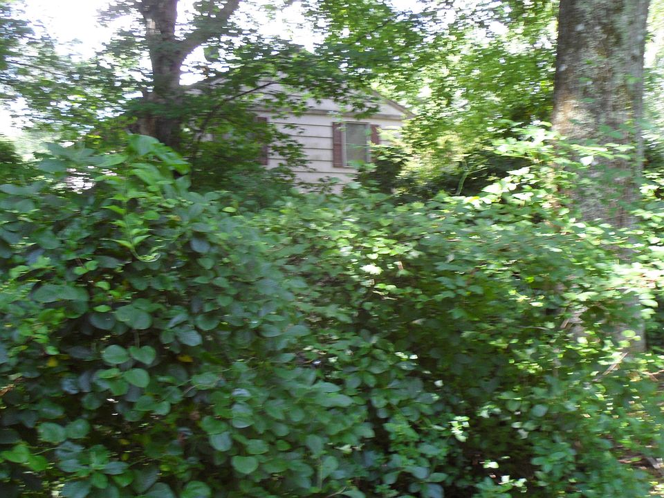 1st image of 63 Saint Andrews Dr
