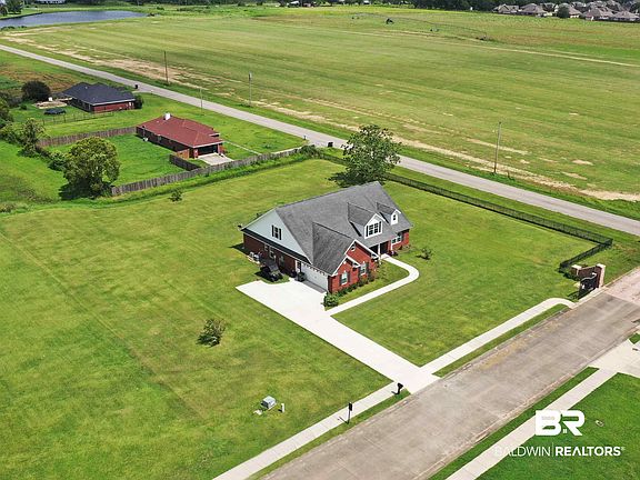 2nd image of 15522 Abigail Way