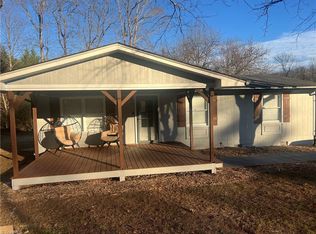 340 Vista Ln, North Wilkesboro, NC 28659