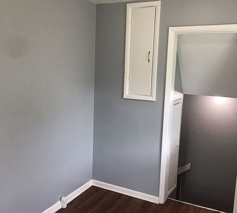 5th image of 655 N Alton Ave