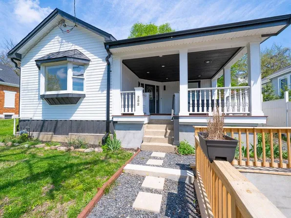 252 Linden Ave, Southgate, KY 41071