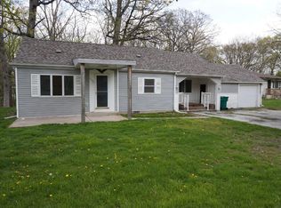 6195 E Glen Dr, Merrillville, IN 46410