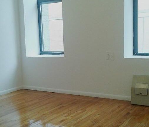 2nd image of 306 W 51st St APT 4B