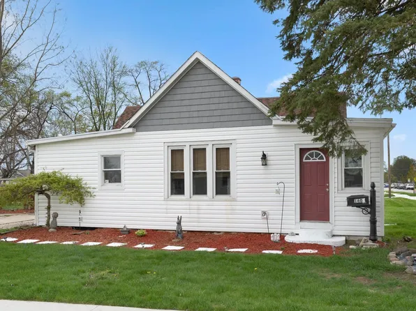 1605 E Clark St, Warsaw, IN 46580