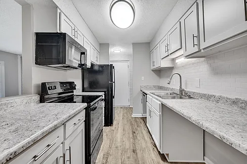 Willow Woods Photo 1