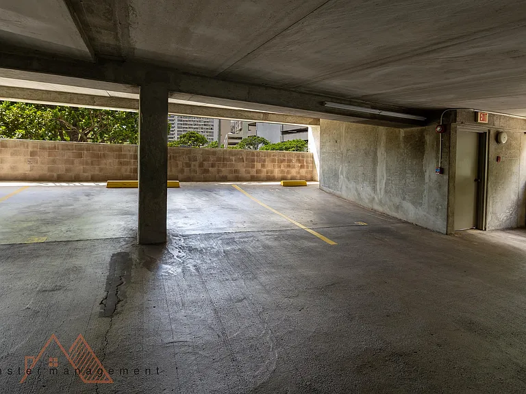 2600 Pualani Way #1404 — Photo 15