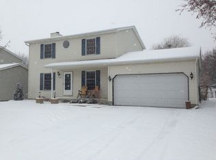 1706 Fairfield Dr, Normal, IL 61761