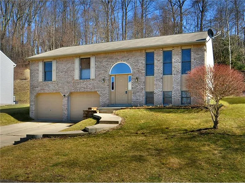 357 Dogwood Dr photo 1