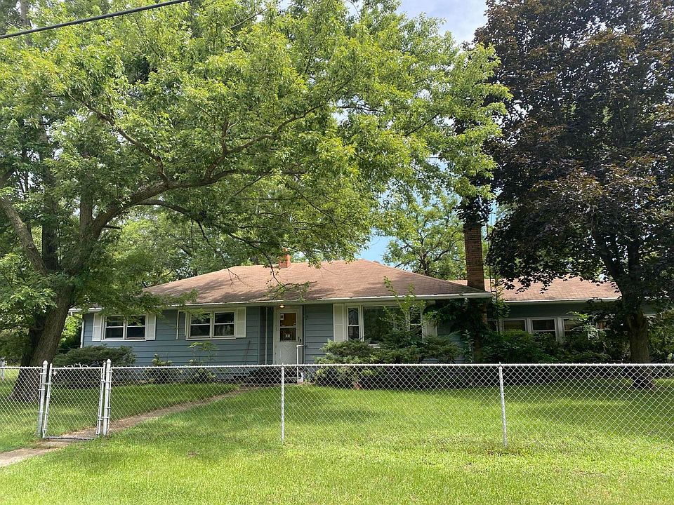 1st image of 100 Miller Ave