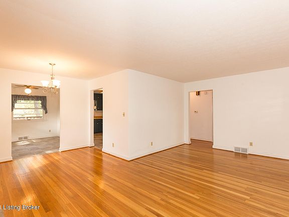 2nd image of 3104 Debera Way