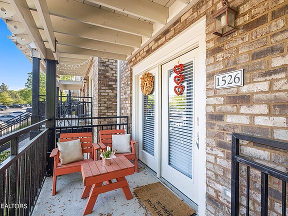 2nd image of 1106 Tree Top Way APT 1526