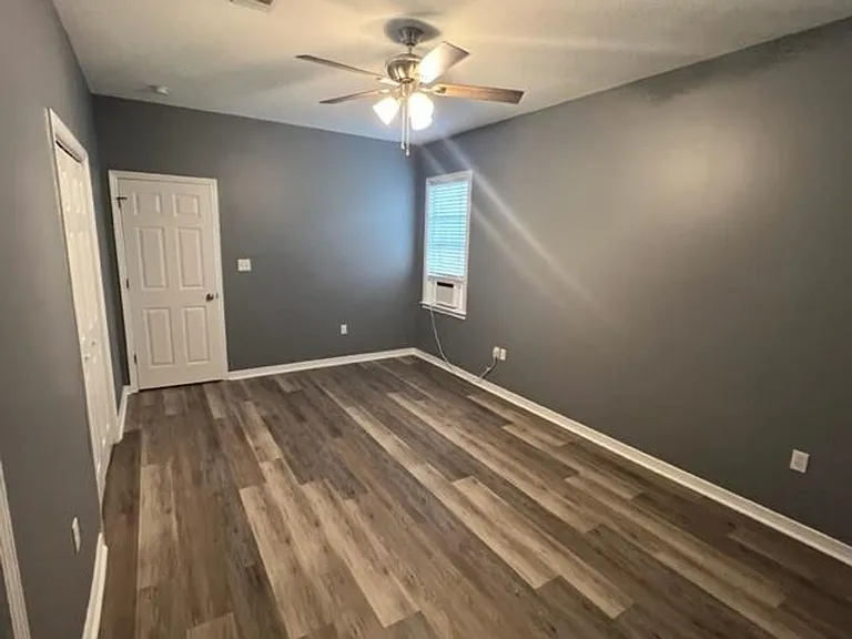 161 Walnut St — Photo 13