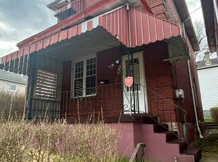 1318 Hays St, Homestead, PA 15120