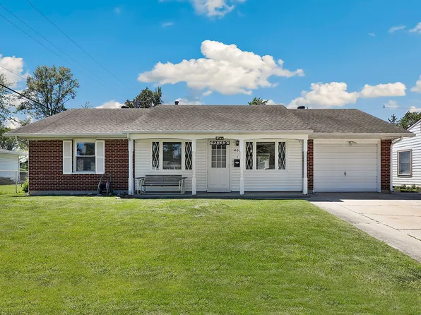 402 Kingston Dr, Romeoville, IL 60446