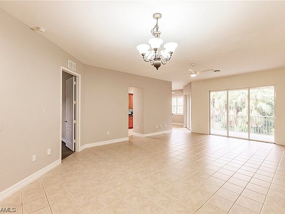 5th image of 6030 Jonathans Bay Cir APT 302