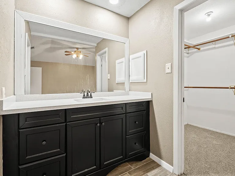 3877 Pecan Cir — Photo 19
