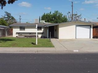 2727 Crescent Ave, Clovis, CA 93612