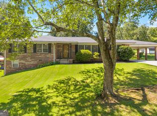 38 Julia Ln, Toccoa, GA 30577