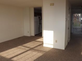 2403 Hillendale Dr, Norristown, PA 19403