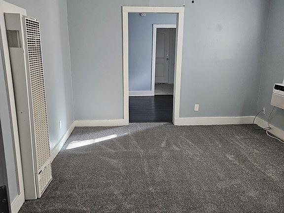 4th image of 1416 W Bowen Pl #1416