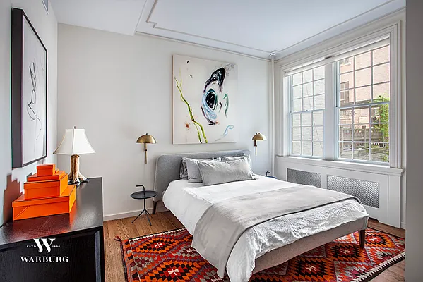 Rented by Warburg | media 28