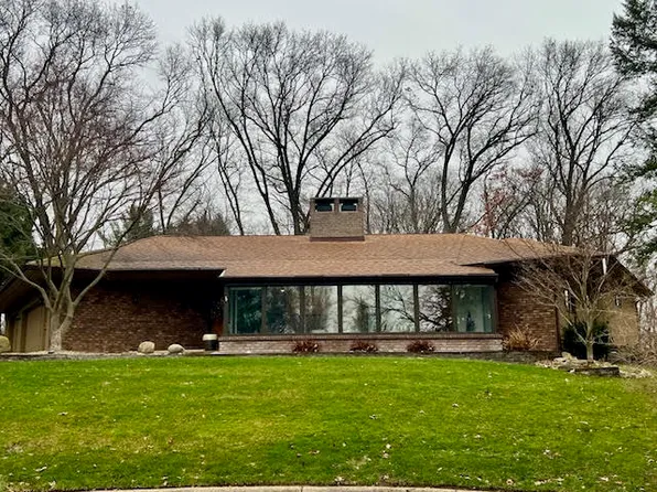 4150 Squire Heath Rd, Portage, MI 49024