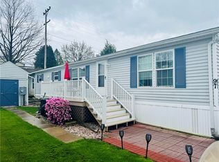 97 Reagan Rd, Mount Pleasant, PA 15666