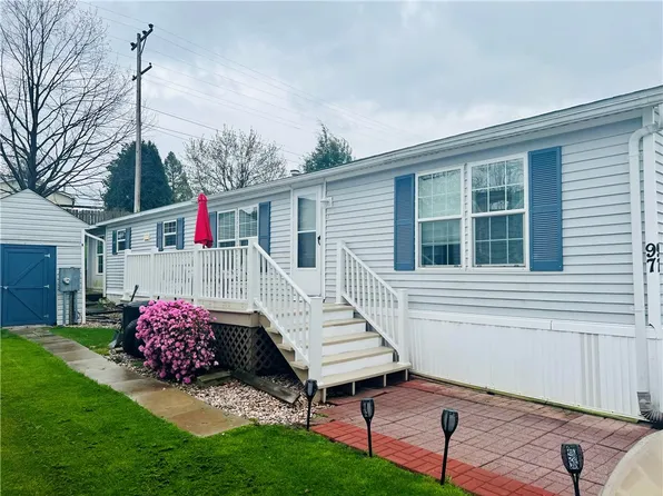 97 Reagan Rd, Mount Pleasant, PA 15666