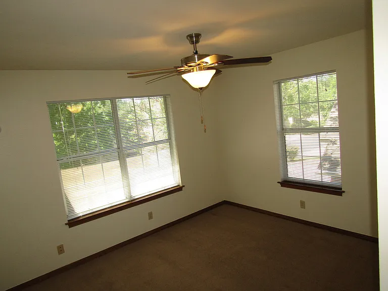 6106 John Chisum Ln — Photo 11
