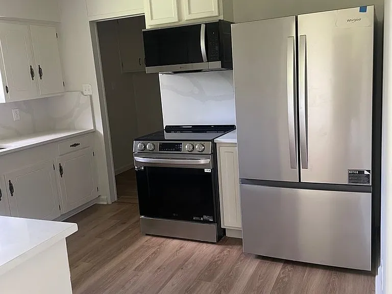 211 San Jose St — Photo 10