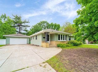 2713 65th Ave N, Brooklyn Center, MN 55430