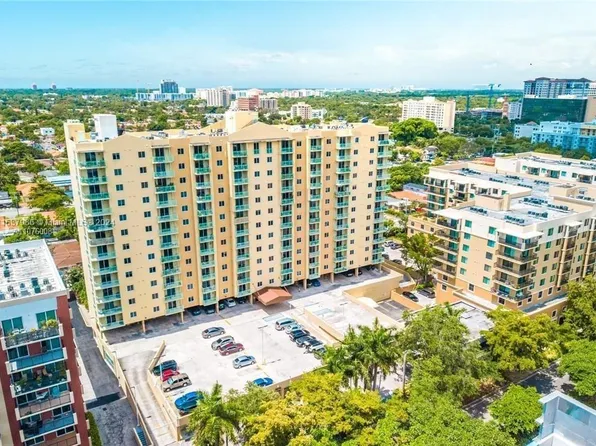 3500 Coral Way APT 1014, Miami, FL 33145