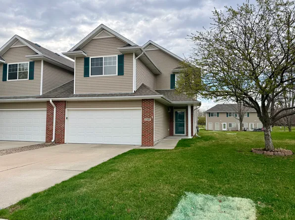 17507 Franklin Plz, Omaha, NE 68118