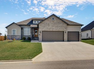 3216 N Marlin Drive, Ozark, MO 65721