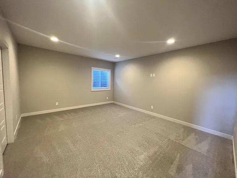 19182 W 109th Pl — Photo 21