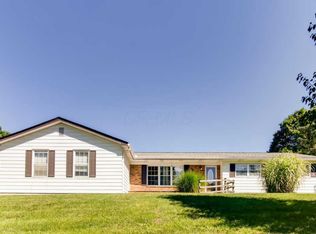 100 Coonpath Rd NW, Lancaster, OH 43130