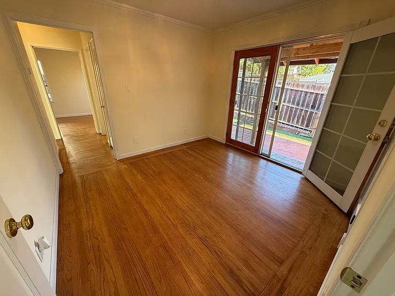 18592 Madison Ave — Photo 7