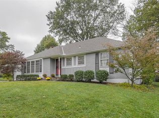 6808 Mastin Dr, Shawnee, KS 66203