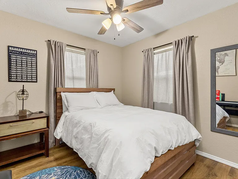 467 Burr Oak Ln — Photo 11