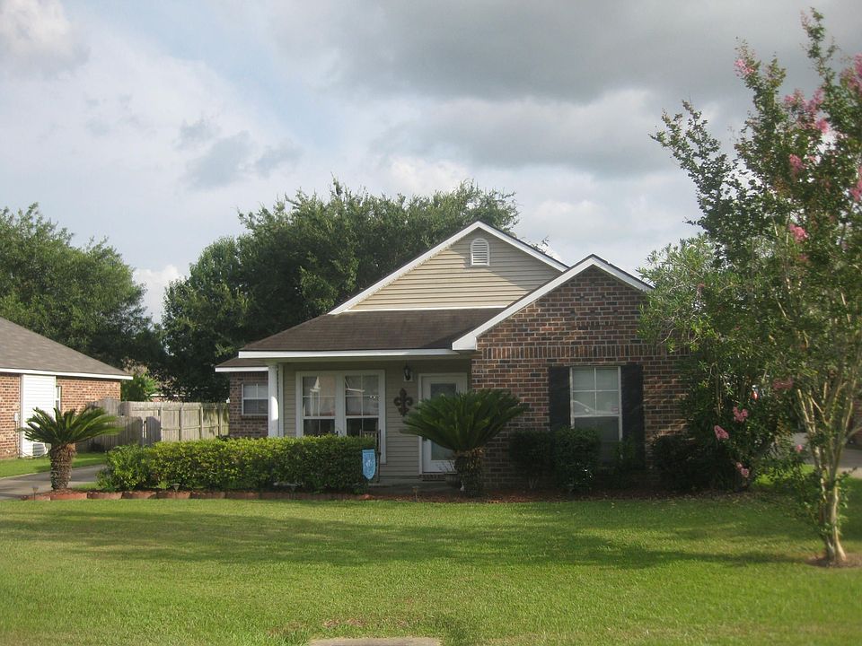1st image of 38255 Susan Ct