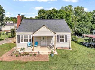 306 Tindal Rd, Greenville, SC 29617