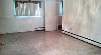 5th image of 241 Starmond Ave