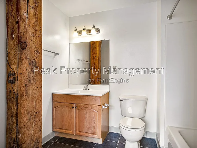 20 N 20th St #1 — Photo 16