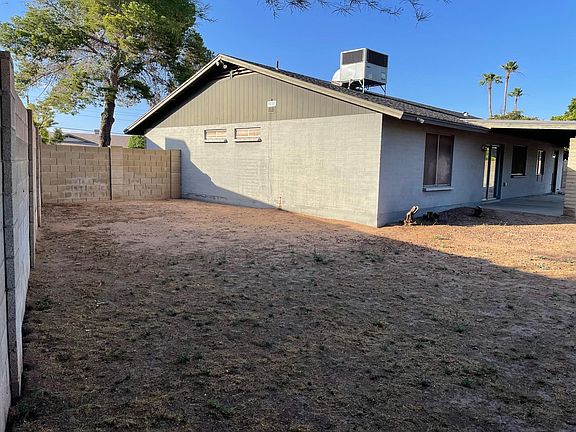 4th image of 3809 W Juniper Ave