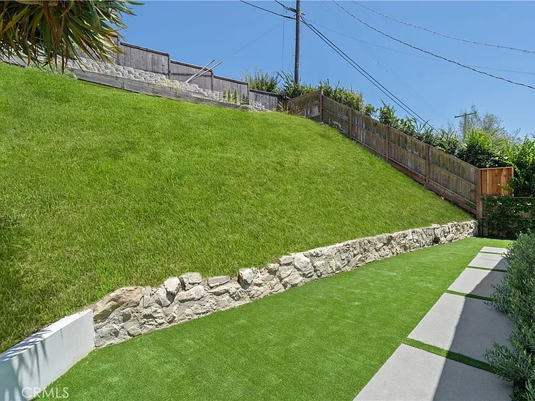 2200 Mantis Ave — Photo 24
