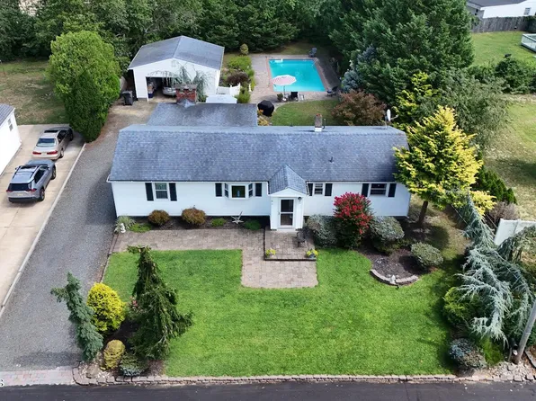 23 Lark Lane, Brick, NJ 08724