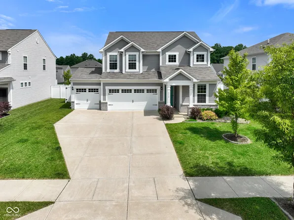 6830 Park Grove Blvd, Whitestown, IN 46075