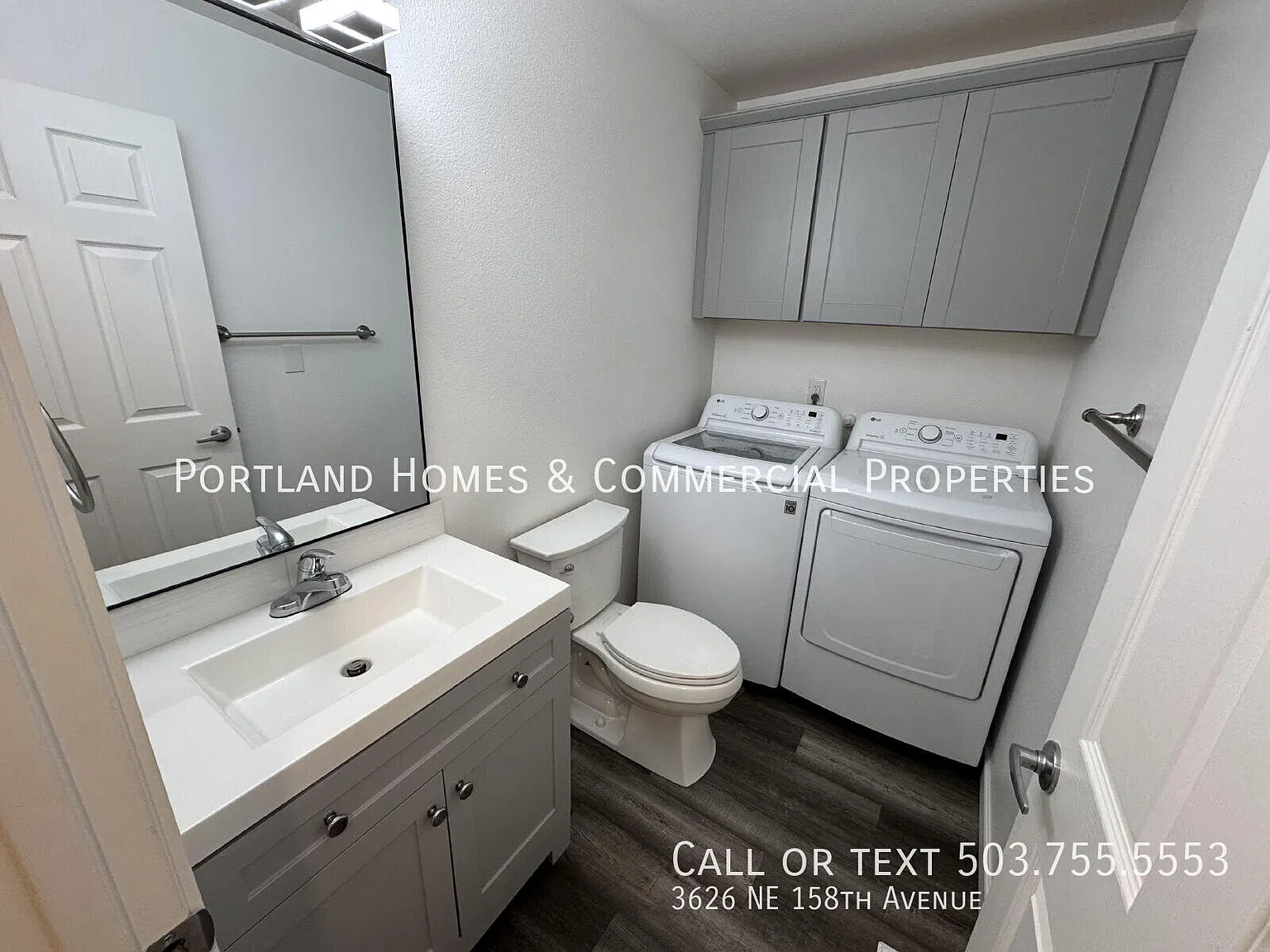 3 Bed 2.5 Bath NE Duplex with Fenced Backyard — Photo 3
