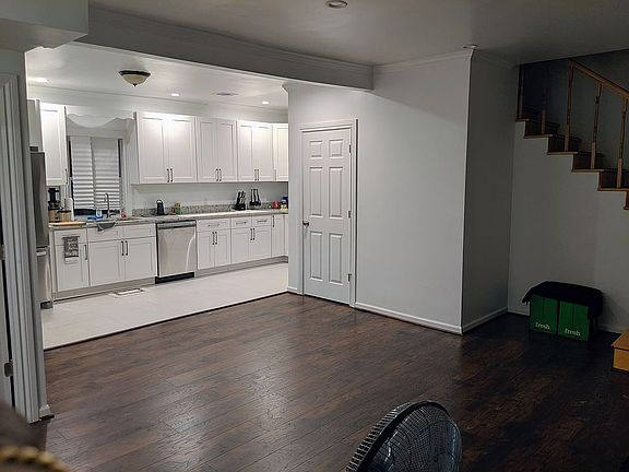 3rd image of 16 Mount Ave
